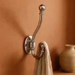 Patère Murale Crochet Ancien En Zinc Moulé, Argentée