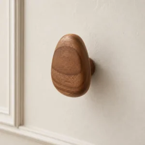 Patère murale ovale en bois foncé style moderne