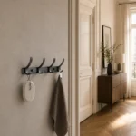 Porte-manteau mural aluminium noir 4 crochets
