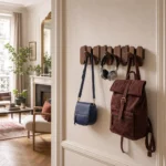 Porte-manteau mural arrondi en chêne foncé 4 crochets