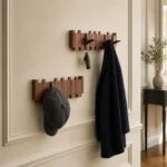 Porte-manteau mural bois foncé 8 crochets