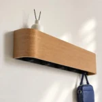 Porte-manteau mural bois noir mat