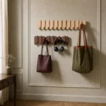 Porte-manteau mural en chêne clair 7 crochets