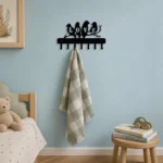 Porte-manteau mural enfant motif Love en métal 7 crochets