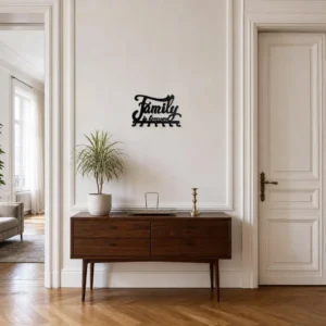 Porte-manteau mural Family en métal noir 7 crochets