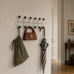 Porte-manteau mural métal noir 12 crochets bois