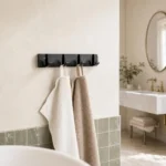 Porte manteau salle de bain métal noir mat 4 crochets pliants