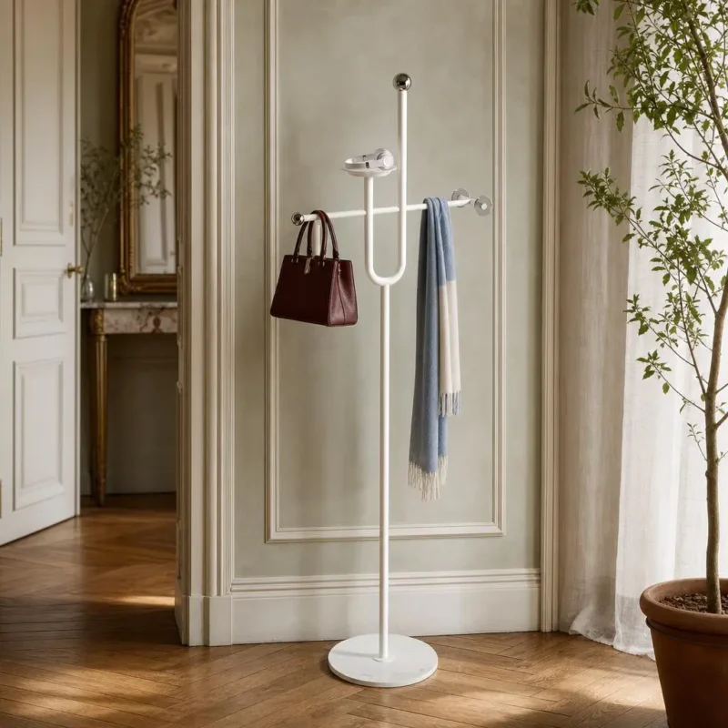 Porte-manteau sur pied aluminium blanc sur base marbre