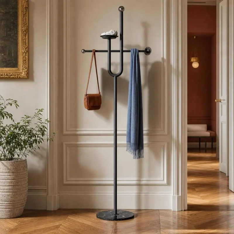 Porte-manteau sur pied aluminium noir design moderne