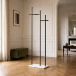 Porte-manteau sur pied blanc et noir style moderne