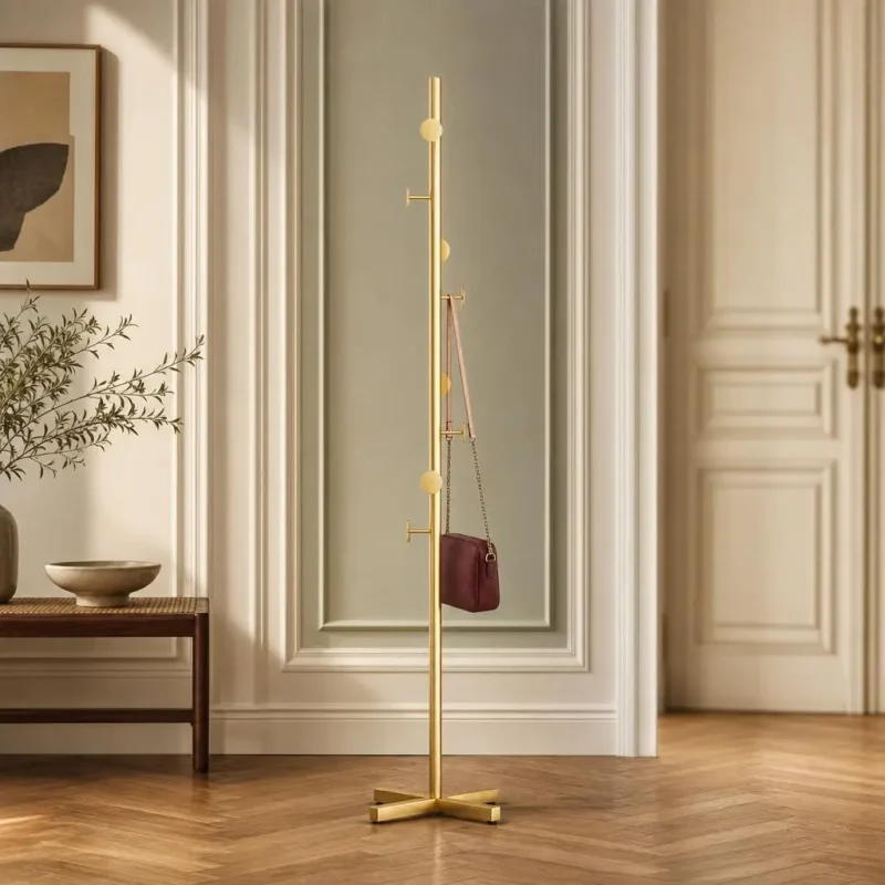 Porte-manteau sur pied branche champignon doré avec base croisée