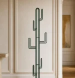 Porte-manteau sur pied cactus métal vert