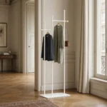Porte-manteau sur pied métal blanc et doré